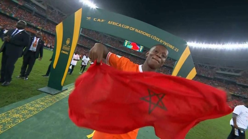 Max Gradel dit merci au Maroc. (Ph: Dr)