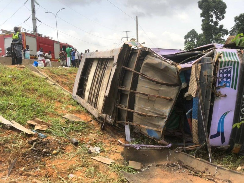Un Gbaka était impliqué dans cet accident. (Ph: Dr)