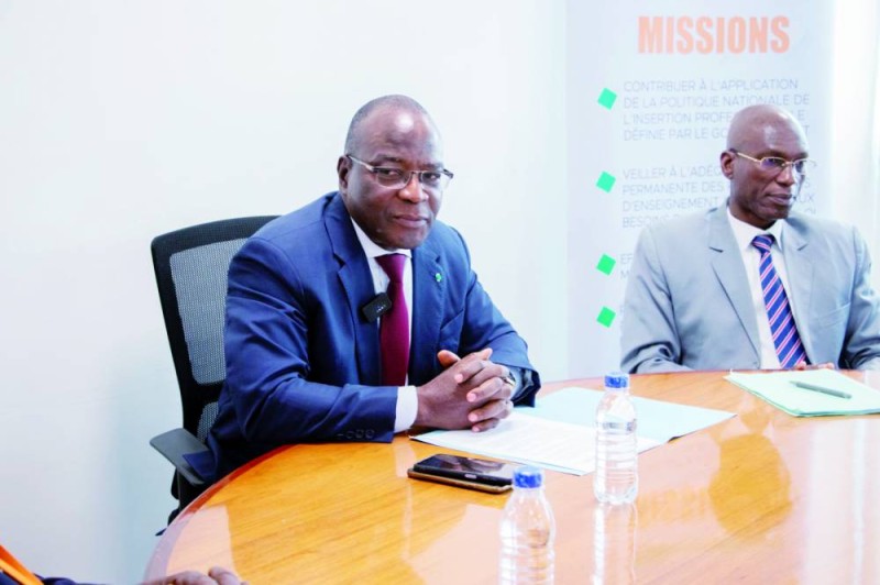 Le professeur Arsene Kobea, directeur de cabinet du ministre Adama Diawara a lancé l'événement