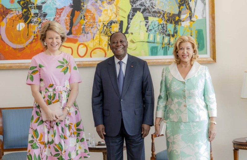 La Reine des Belges aux côtés du couple Ouattara. (Ph: Dr)