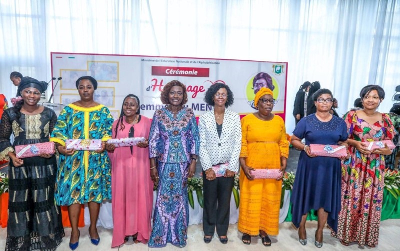 Pour le Professeur Mariatou Koné, les femmes du secteur consentent d’énormes sacrifices pour la bonne marche du système éducatif.