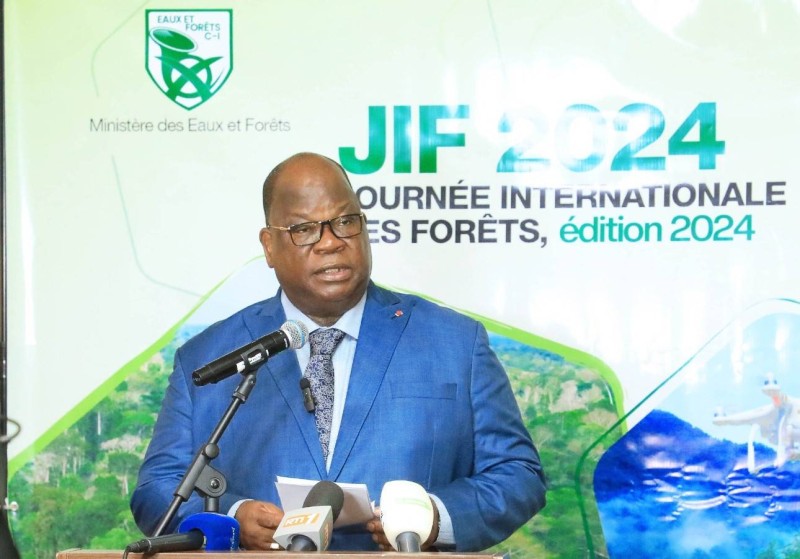 Le ministre des Eaux et Forêts Laurent Tchagba