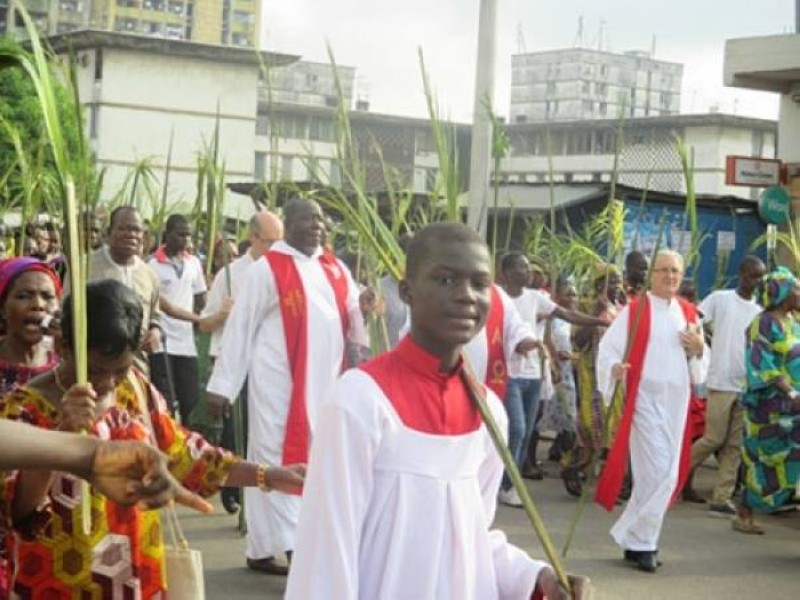 La procession n'est pas un cortège funèbre. (Ph:Dr)