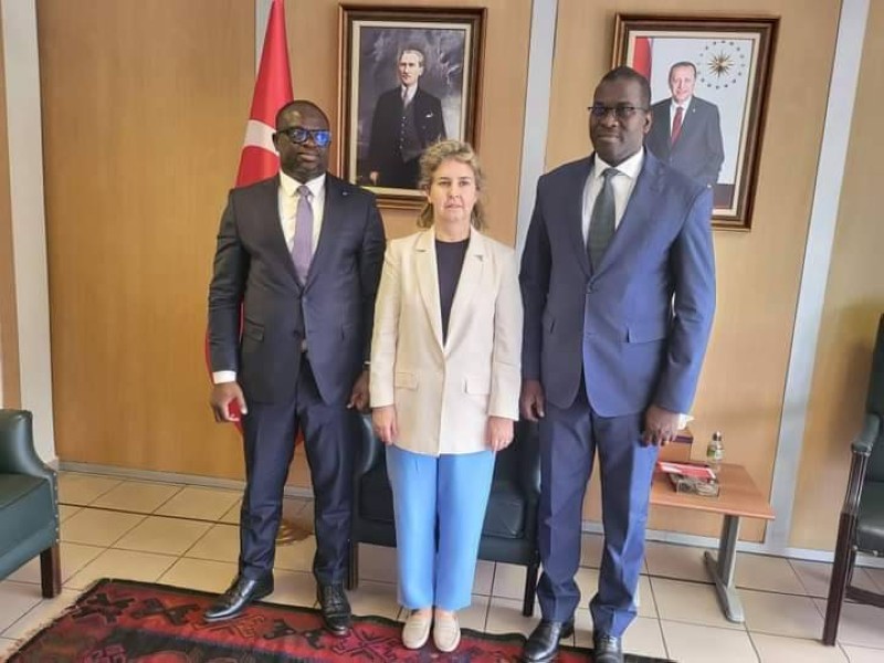 Cette rencontre a également vu la participation du vice-président chargé de la planification et des relations extérieures, Professeur Dally Laba Ismaël. (Ph: Dr)