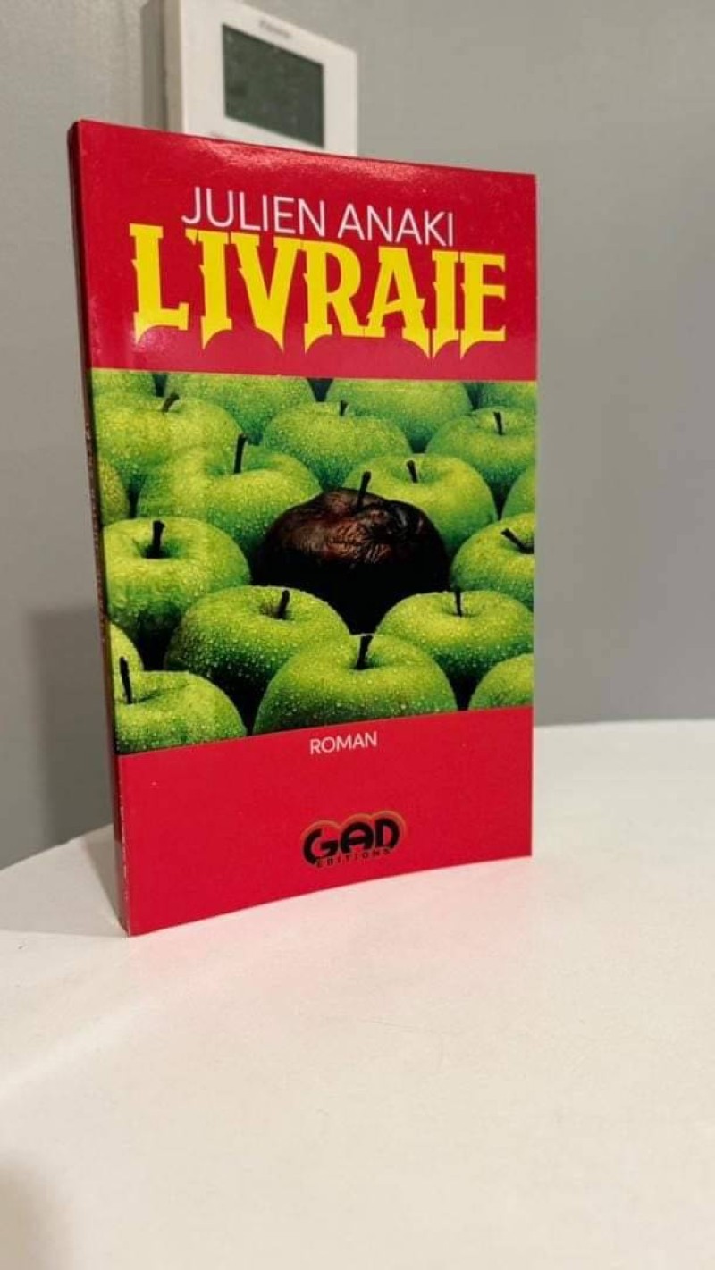 poche du livre(1)