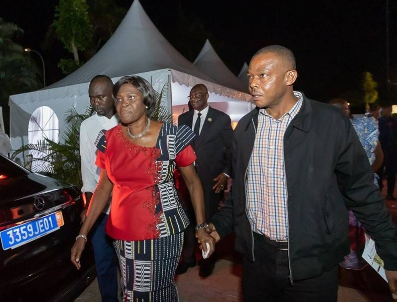 L'ex-Première dame Simone Gbagbo est allée prendre sa part de deuil. (DR)