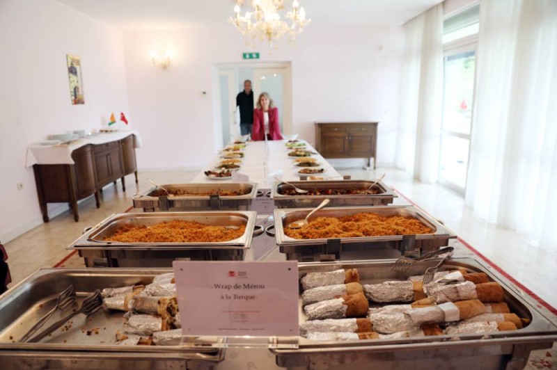 L'ambassadeur Turc a offert un touristique gastronomique à ses invités. (DR)