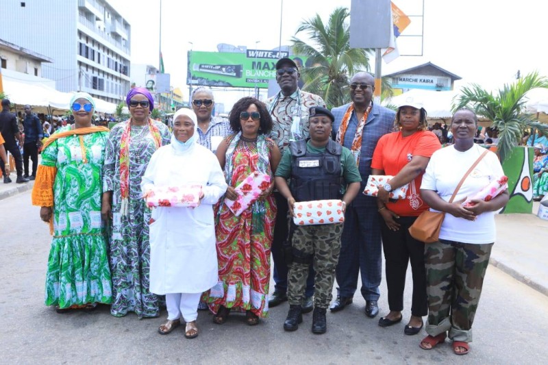 Le Sénégal a été l’invité spécial de cette cérémonie qui du reste a été aussi meublée par des témoignages, des prestations d’artistes, un défilé des femmes corps habillés, des associations et corporations de multiples secteurs d’activités. (Ph: Dr)