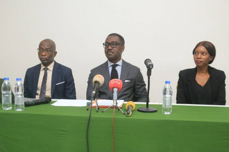 Guy Roger Menan (au centre), président de la Soaap, a décliné les ambitions de son association. (Ph: Dr)