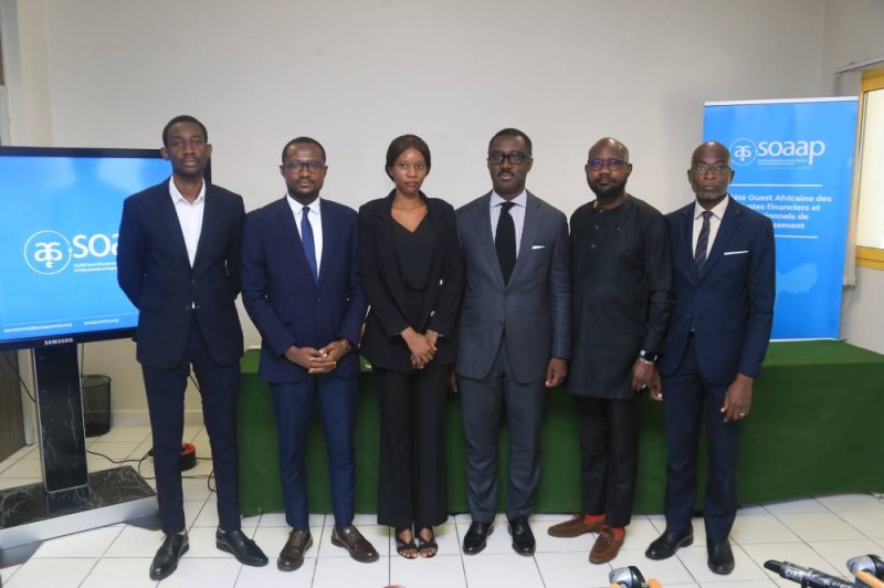 Les membres du bureau de l'association ont été officiellement présentés. (Ph: Dr)