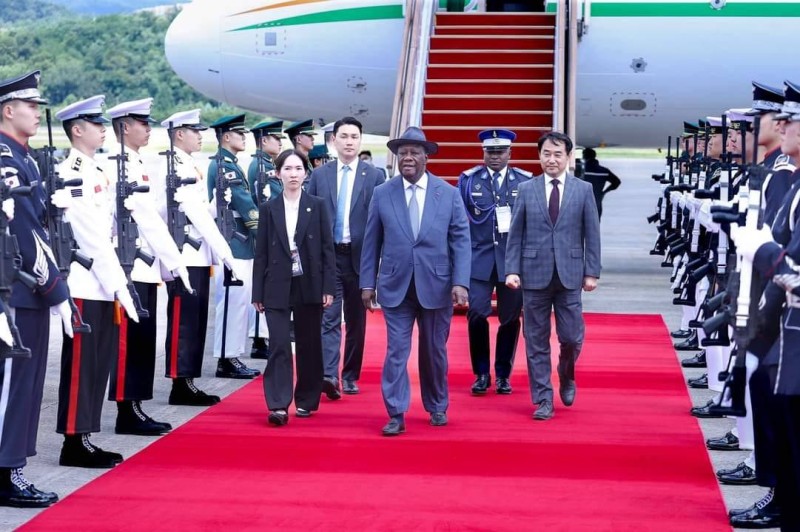 Alassane Ouattara en Corée