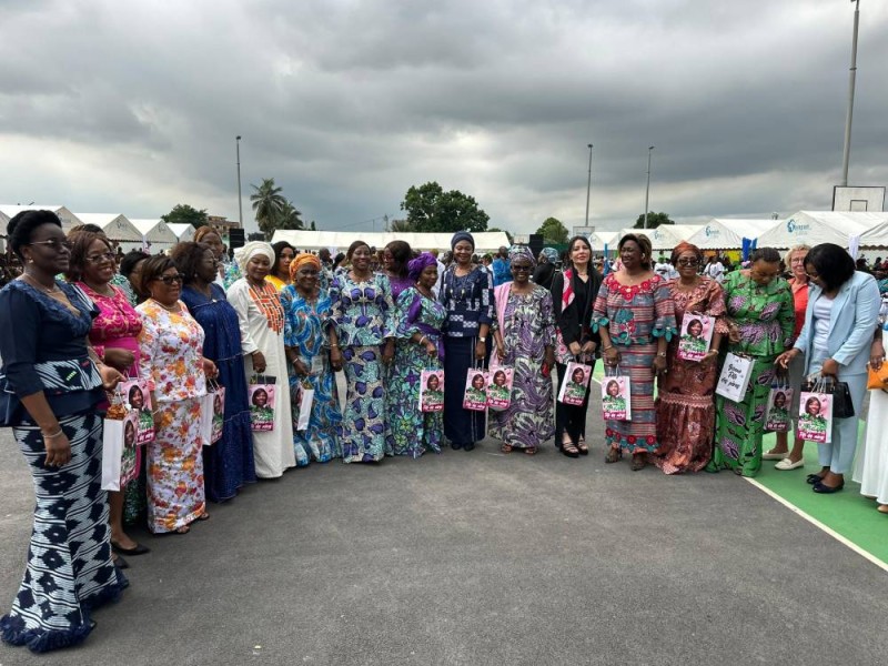 Le maire Kandia Camara et son conseil municipal ont comblé les femmes d’Abobo. (DR)