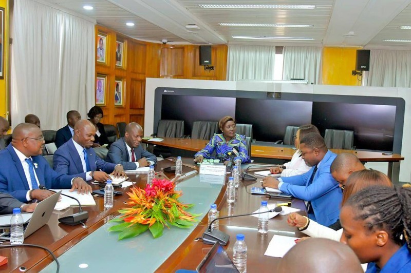 À ses hôtes, la ministre Mariatou Koné a partagé l’expérience de la Côte d’Ivoire en matière de réparation de préjudices des crises. (DR)