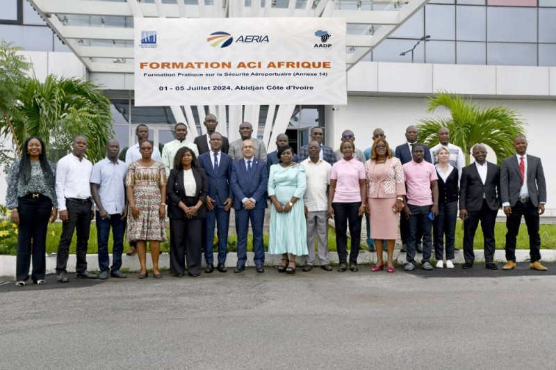 Cette rencontre a permis aux participants de renforcer leurs compétences en matière de sécurité aéroportuaire, conformément aux normes internationales de l’annexe 14 de l’Organisation de l’aviation civile internationale. (Ph: Dr)