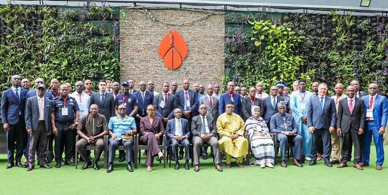 La photo de famille pour immortaliser la rencontre. (Ph: DGPN)