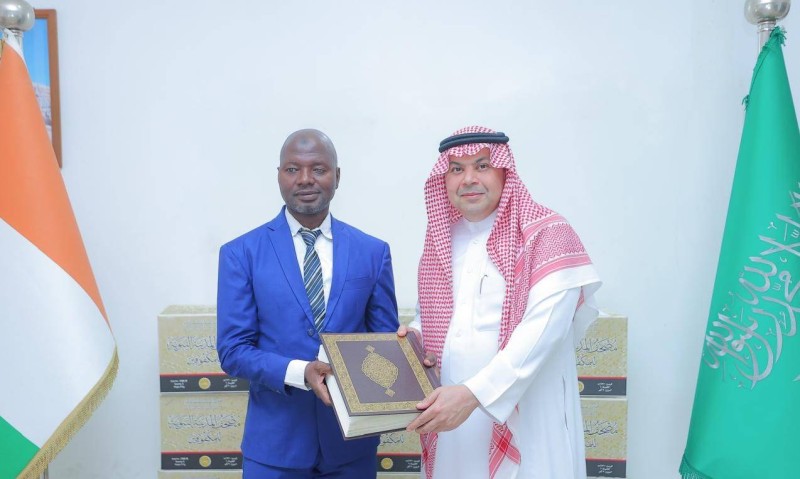 SEM. l'Ambassadeur Saad bin Bakheat AL-QATHAMI et BAMBA Sindou