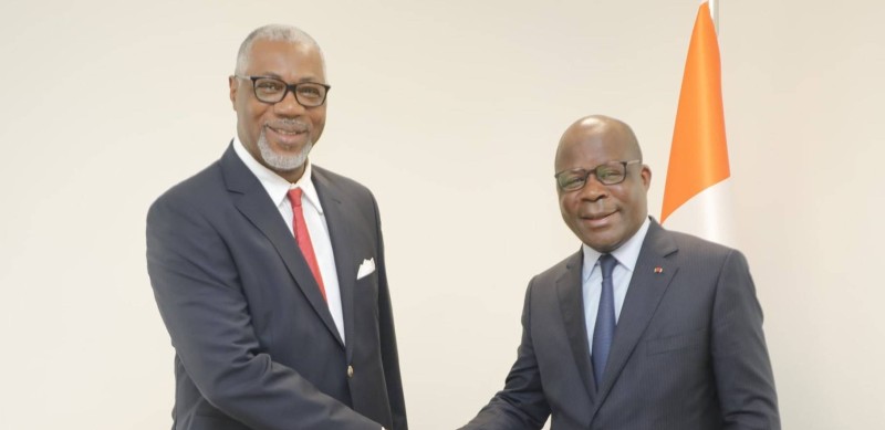 Dr Lucien Alexis MANGA, nouveau Représentant de l’OMS en Côte d’Ivoire, reçu par le Ministre ivoirien de la santé, Pierre DIMBA