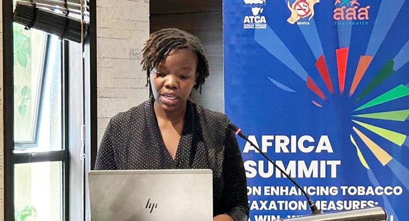 Pauline Achieng, représentante du ministère en charge de la Santé du Kenya, a partagé la vision de son pays en lien avec la taxation des produits du tabac. (Ph: Faustin EHOUMAN)