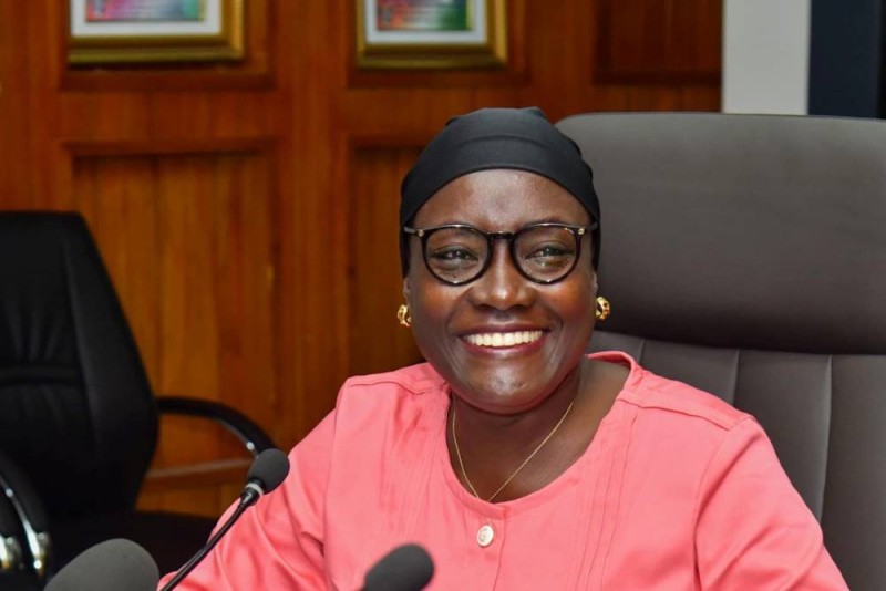 La ministre de l'Education Nationale et l'Alphabétisation, Professeur Mariatou Koné