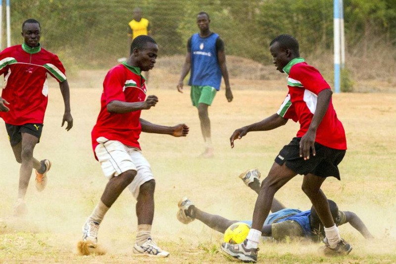 Des footballeurs. (DR)