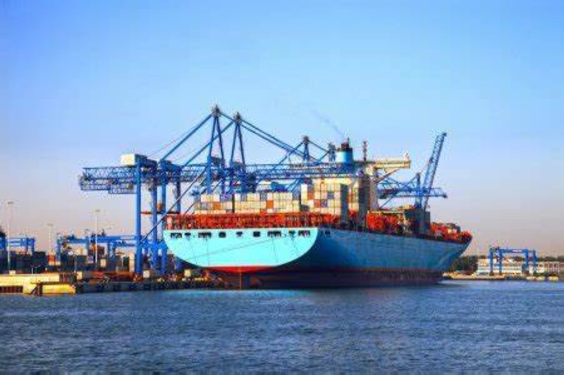 Logistique portuaire (Ph: Dr)