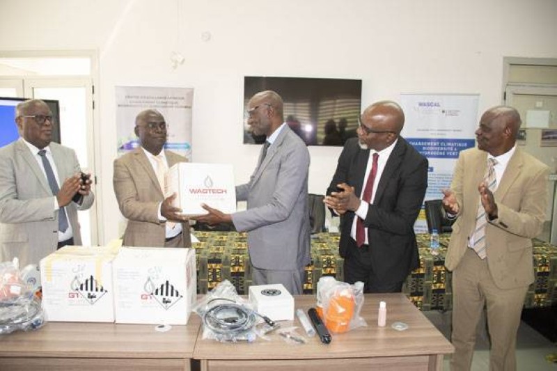 La Côte d'Ivoire reçoit du matériel pour lutter efficacement contre le changement climatique. (DR)