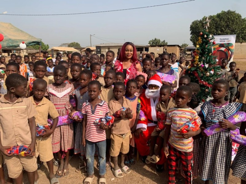 Les enfants de Sinzékro ont été comblés de cadeaux. (Ph: Dr)