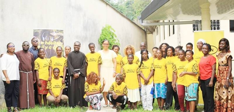 La Fondation Mtn-CI a offert du matériel au Centre Zagal de Yopougon-Andokoi. (Ph: Dr)
