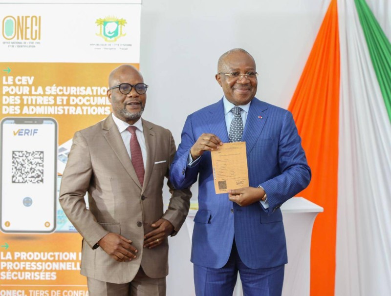 Le ministre de la justice a reçu son certificat de nationalité. (DR)