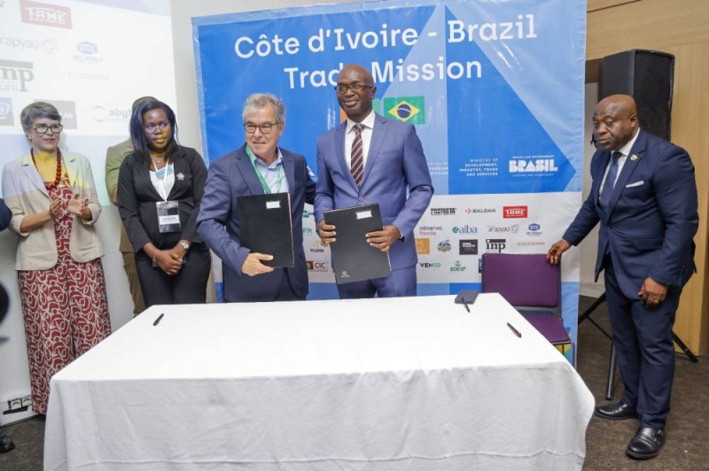 Au cours de ce business forum, des conventions ont été signées entre l’Apex Brésil et le Cepici, ainsi qu’entre Apex Brésil et l’Agence Côte d'Ivoire Export. (Ph: Dr)