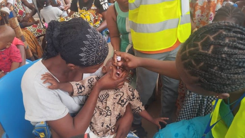 De nombreux enfants ont été vaccinés à cette cérémonie de lancement. (DR)