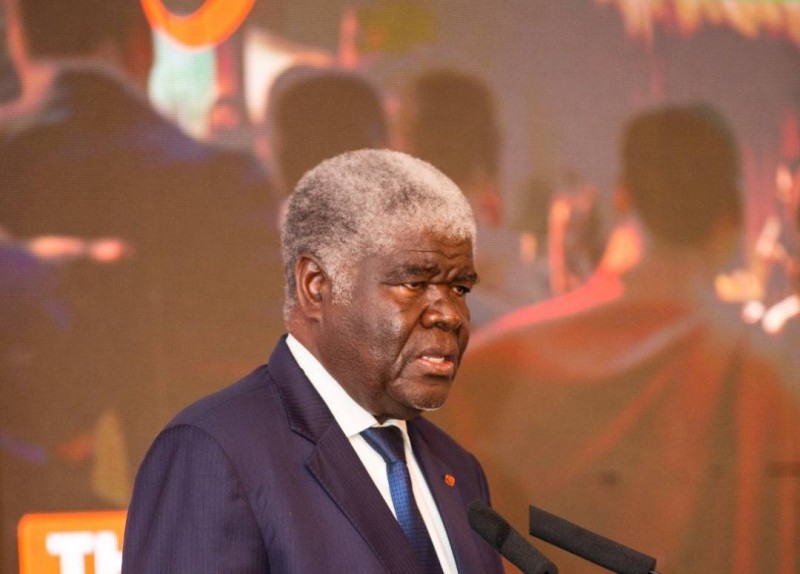 Le Premier ministre, ministre des Sports et du Cadre de vie, Dr Robert Beugré Mambé,