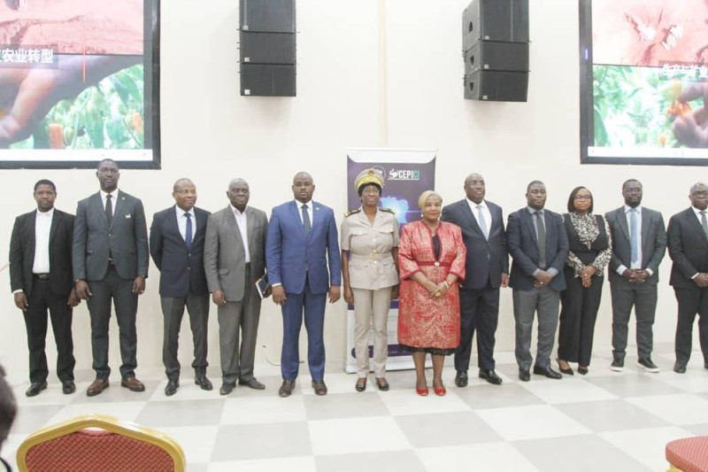 Les participants invités à prendre part activement aux débats en vue de proposer des recommandations devant améliorer le rapport. (Ph: Joséphine Kouadio)