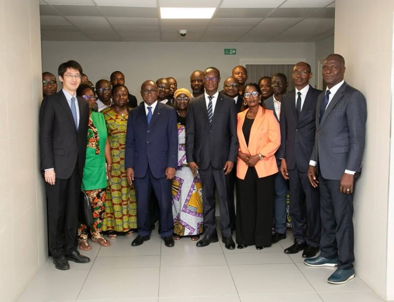 Les gestionnaires d'établissements ont traduit leur reconnaissance au ministre Koffi N'Guessan pour cette opportunité. (Ph: Dr)