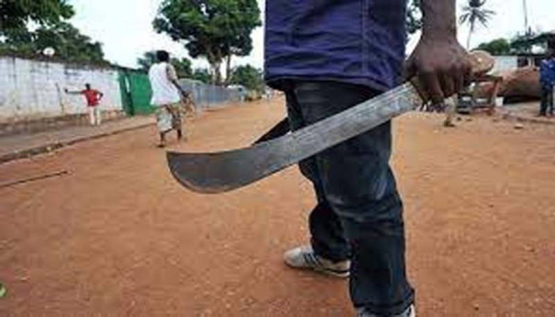 Bagarre rangée à la machette. (Ph: Dr)