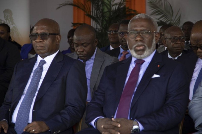 Le directeur général de l'institut (à droite) se félicite du bilan qualitatif et quantitatif de l'école ses dernières années. (Ph: Dr)