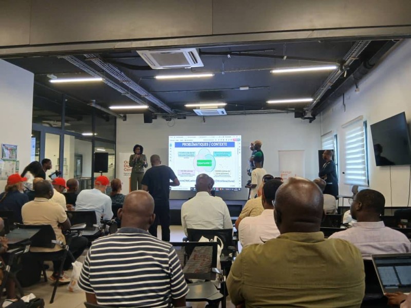 Lors du panel, des promoteurs de startups ont présenté leurs projets à l’assistance. (Dr)