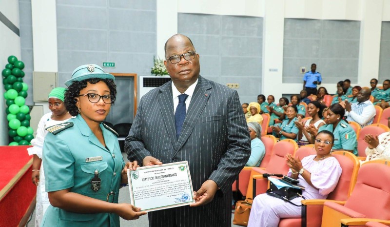 Master Class genre, remise de mise de diplome