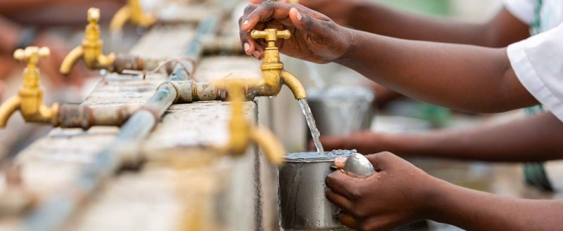 Au cours des dix dernières années, la Banque africaine de développement a facilité l’accès à l’eau potable et à l’assainissement pour 94 millions de personnes en Afrique et sa Stratégie décennale 2024-2033 devrait lui permettre d’atteindre des résultats encore plus probants.