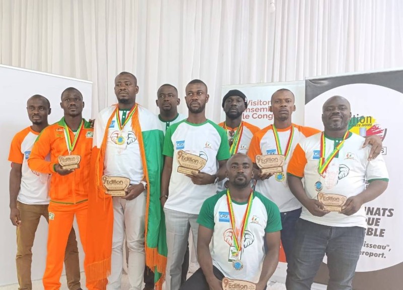 Les Éléphants Scrabbleurs sur le toit de l’Afrique ! Couronnés champions lors du 9e Championnat d’Afrique de Scrabble francophone en RDC, ils offrent à la Côte d’Ivoire un nouveau sacre continental