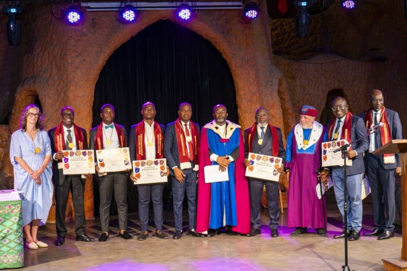 Les Échansons du Burkina Faso ; de la Côte d’Ivoire ; de la France ; du Mali et de la République Centrafricaine étaient présents à ce grand rassemblement de la confrérie des Échansons de France. (Ph: Dr)