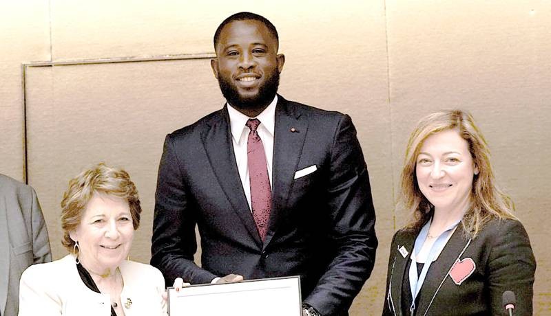 Le champion de taekwondo ivoirien prête son image aux grandes institutions internationales pour des causes nobles. (Ph: Dr)
