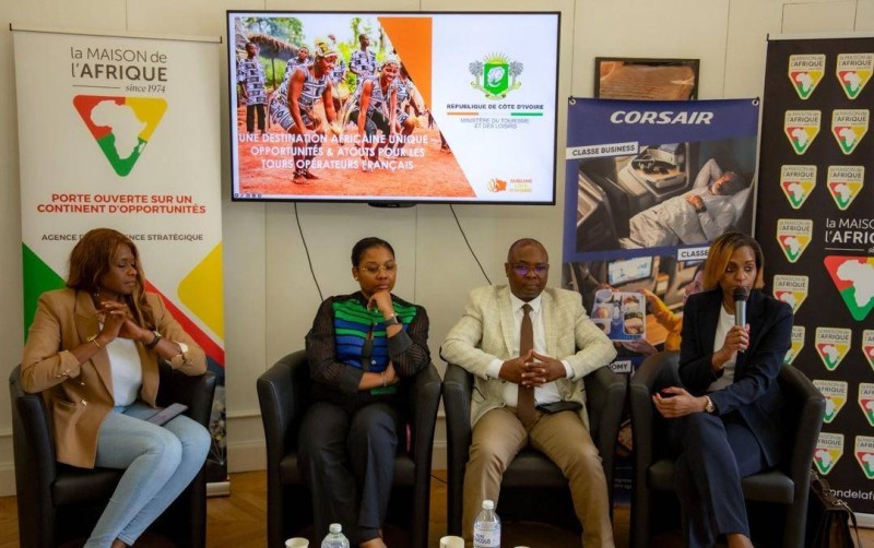 Le panel d’intervenants ivoiriens et français lors des échanges sur l’attractivité de la destination ivoirienne.