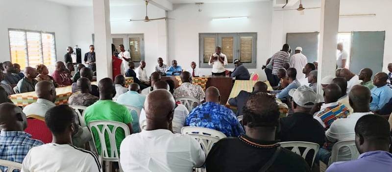 Les sociétaires de taxi-compteur ont effectué massivement le déplacement pour écouter Ibrahim Diaby. (Ph: Dr)