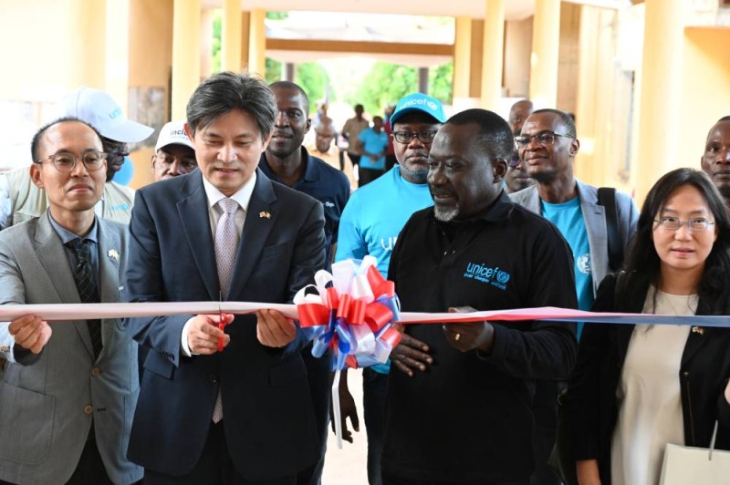 Les autorités de la Corée et de l'Unicef ont procédé à la remise officielle des infrastructures. (Ph: Dr)