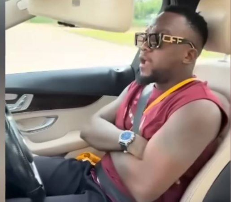 Le célèbre artiste Elow'n fait les frais d’un comportement dangereux sur la route. (Ph: Dr)