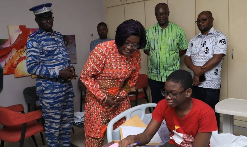 La ministre Mariatou Koné rassure les élèves handicapés