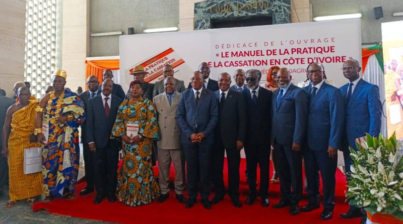 Cette cérémonie de dédicace a enregistré la participation de plusieurs hautes personnalités. (Ph: Dr)