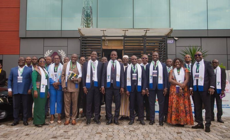 Des journalistes économiques en conclave se félicitent de cette rencontre. (Ph: Dr)