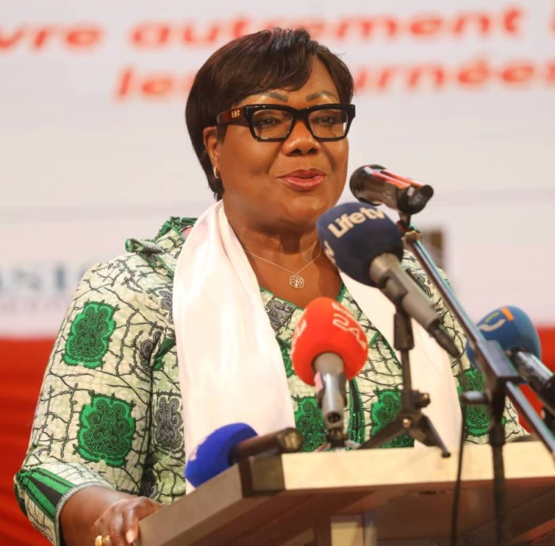 Anne Désirée Ouloto, ministre d’État, ministre de la Fonction publique et de la
Modernisation de l’administration. (Ph: Julien Monsan)